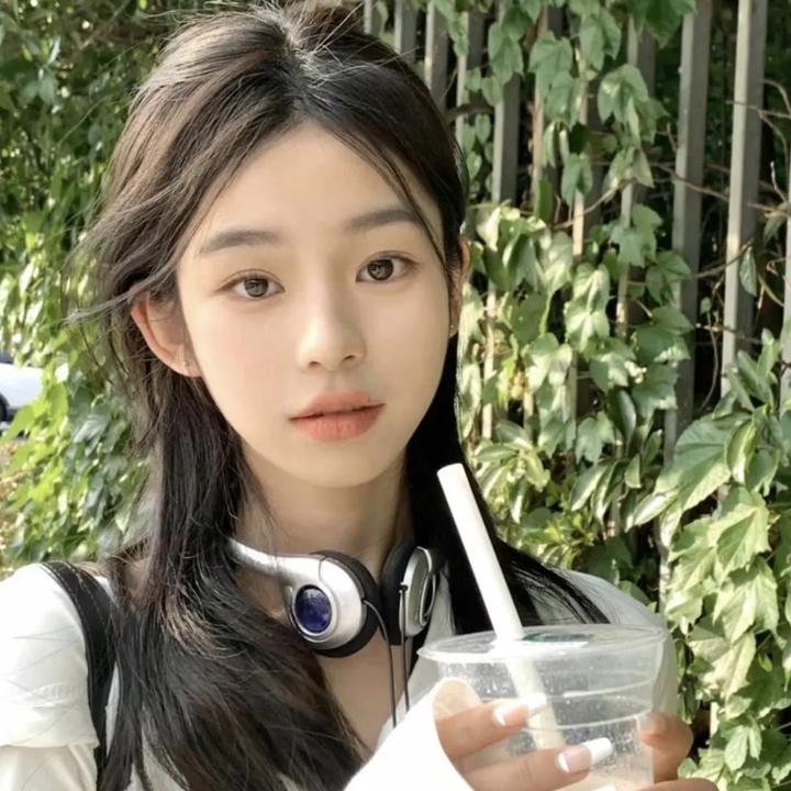 罗莎娜